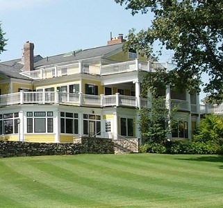 The Country Club Golf Course Review